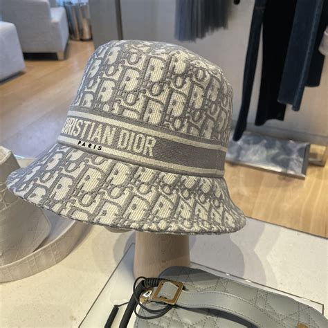 dior bucket hat oblique|Dior bucket hat price.